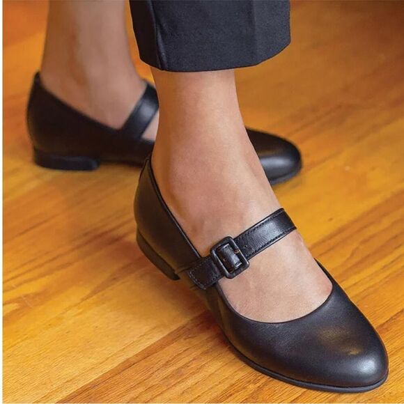 Munro Black Leather MJ Flat Mary Jane Shoes A11-2. Size 8.5M. New without box - Picture 2 of 11